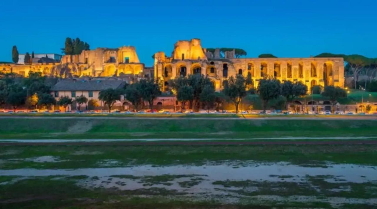 Vacanze Romane Colosseo Apartment Dış mekan fotoğraf