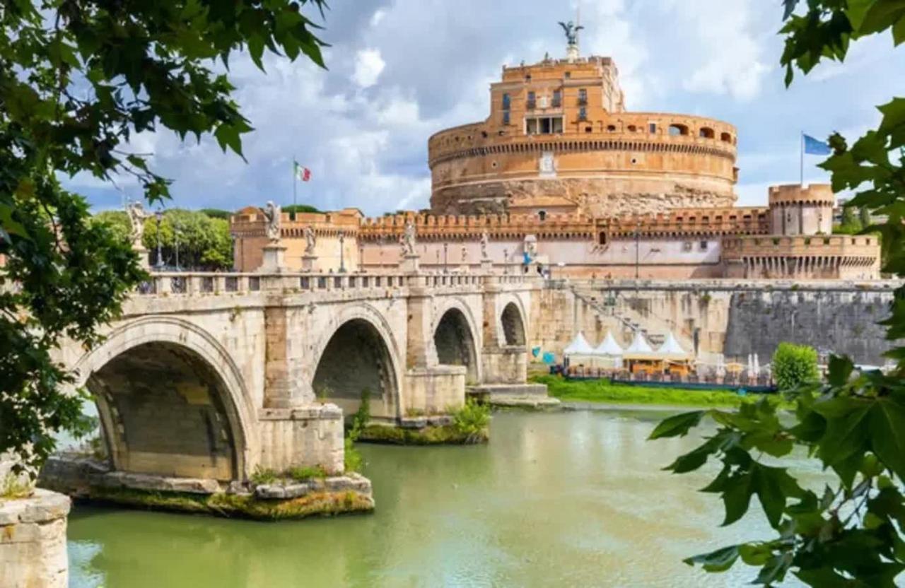 Vacanze Romane Colosseo Apartment Dış mekan fotoğraf